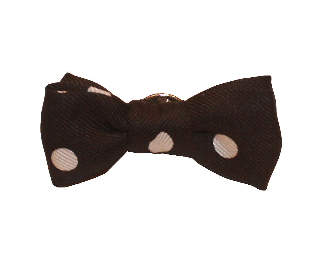 Insigna neagra cu buline albe